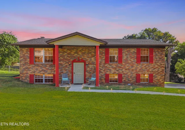 Photo 1 of Single family home for sale at 8420 Grane Lefe St, Knoxville, TN 37938 | MLS# 1355104 | Listing updated on 2026-09-11