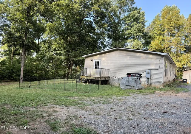 Photo 3 of Single family home for sale at 2485 Mcgaha Holw Rd, Dandridge, TN 37725 | MLS# 1355100 | Listing updated on 2026-09-10