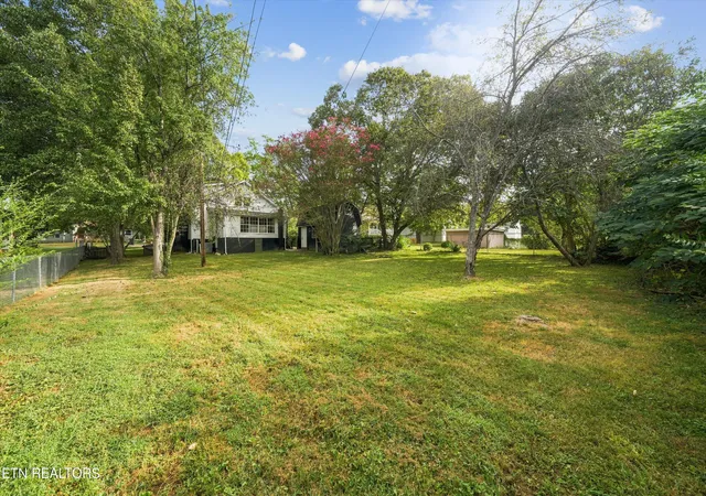 Photo 4 of Single family home for sale at 3038 Conner Dr, Knoxville, TN 37918 | MLS# 1354984 | Listing updated on 2026-09-17