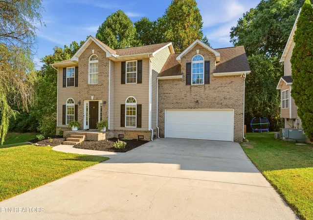 Photo 4 of Single family home for sale at 5838 Wall Flower Ln, Knoxville, TN 37924 | MLS# 1354983 | Listing updated on 2026-10-05