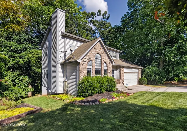 Photo 3 of Single family home for sale at 1428 Pine Springs Rd, Knoxville, TN 37922 | MLS# 1355084 | Listing updated on 2026-09-11