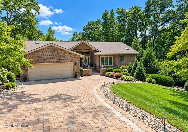 Photo 1 of Sale Pending at 108 Kawonu Cir, Loudon, TN 37774 | MLS# 1354887 | Listing updated on 2026-09-09