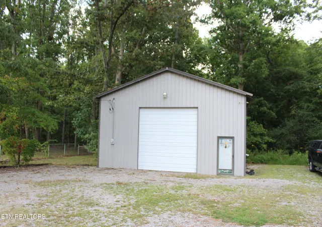Photo 3 of Sale Pending at 1413 Pennsylvania Ave, Jamestown, TN 38556 | MLS# 1354927 | Listing updated on 2026-10-06