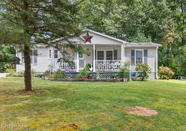 Photo 1 of Single family home for sale at 1100 Reeder Rd, Byrdstown, TN 38549 | MLS# 1354924 | Listing updated on 2026-09-09