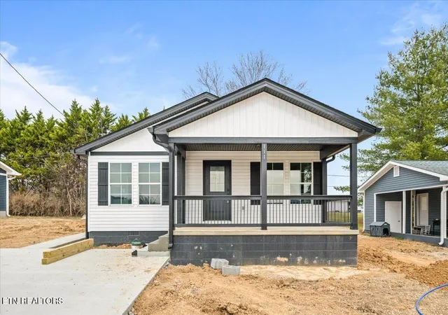 Photo 3 of Single family home for sale at 111 Azalea Ln #2, Jacksboro, TN 37757 | MLS# 1354925 | Listing updated on 2026-09-09
