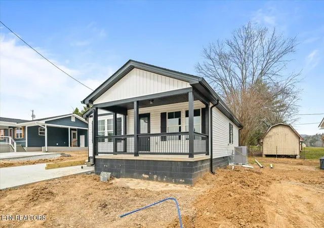 Photo 3 of Single family home for sale at 111 Azalea Ln #2, Jacksboro, TN 37757 | MLS# 1354925 | Listing updated on 2026-09-09
