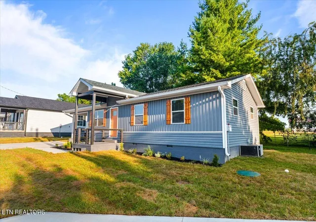Photo 4 of Single family home for sale at 121 Azalea Ln #3, Jacksboro, TN 37757 | MLS# 1354928 | Listing updated on 2026-09-09