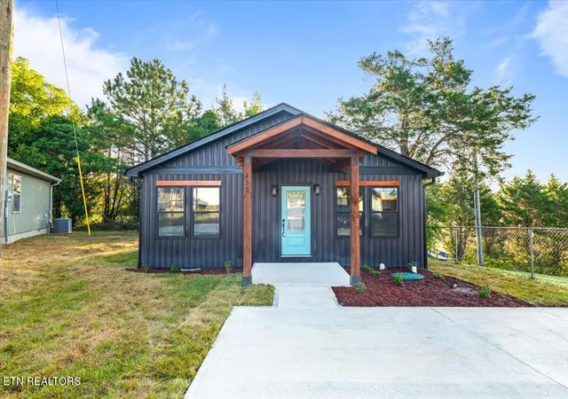 Photo 2 of Single family home for sale at 130 Azalea Ln #5, Jacksboro, TN 37757 | MLS# 1354932 | Listing updated on 2026-09-09