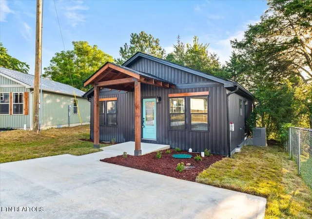 Photo 3 of Single family home for sale at 130 Azalea Ln #5, Jacksboro, TN 37757 | MLS# 1354932 | Listing updated on 2026-09-09