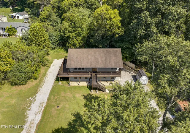 Photo 2 of Single family home for sale at 287 Cave Crk Rd, Loudon, TN 37774 | MLS# 1355044 | Listing updated on 2026-09-10