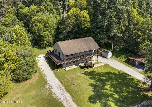 Photo 3 of Single family home for sale at 287 Cave Crk Rd, Loudon, TN 37774 | MLS# 1355044 | Listing updated on 2026-09-10