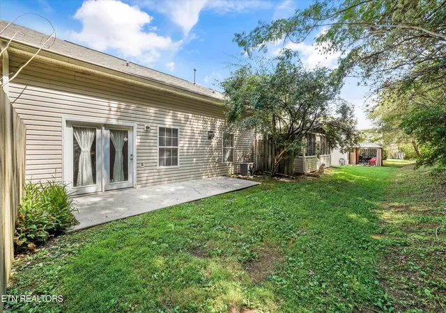 Listing Photo 2 - Condo for sale in building located at 941 Ashley Michelle Ct, Knoxville, TN 37934