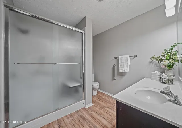 Listing Photo 5 - Condo for sale in building located at 941 Ashley Michelle Ct, Knoxville, TN 37934