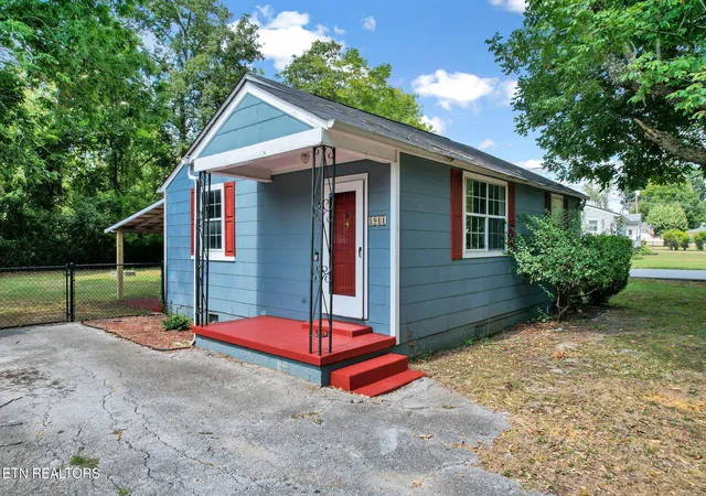 Photo 1 of Single family home for sale at 1911 Dupont St, Hixson, TN 37343 | MLS# 1355135 | Listing updated on 2026-09-11