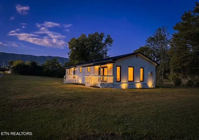 Photo 1 of Single family home for sale at 201 Vista View Dr, Ewing, VA 24248 | MLS# 1355111 | Listing updated on 2026-09-11