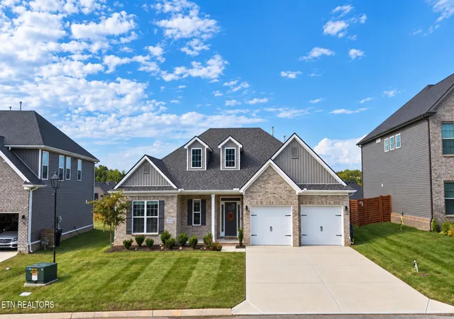 Photo 1 of Single family home for sale at 12153 Bethel Holw Dr, Knoxville, TN 37932 | MLS# 1355075 | Listing updated on 2026-09-17