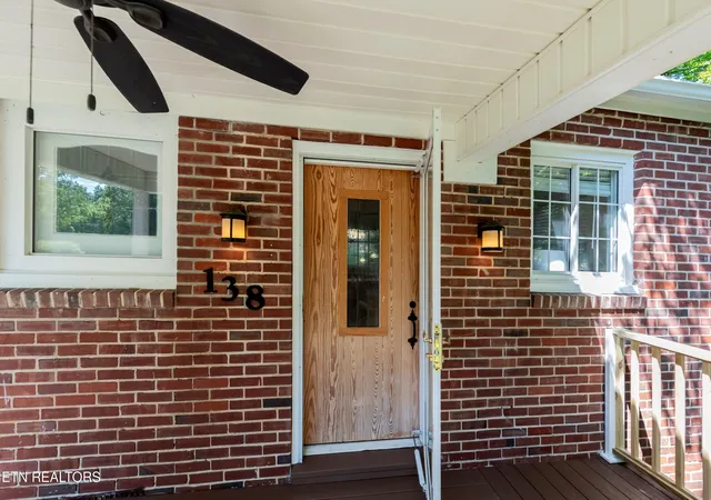 Photo 3 of Sale Pending at 138 Crescent Rd, Norris, TN 37828 | MLS# 1355128 | Listing updated on 2026-09-12