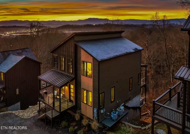 Photo 2 of Multi family home for sale at 514 New Venture Way, Sevierville, TN 37876 | MLS# 1355045 | Listing updated on 2026-09-21