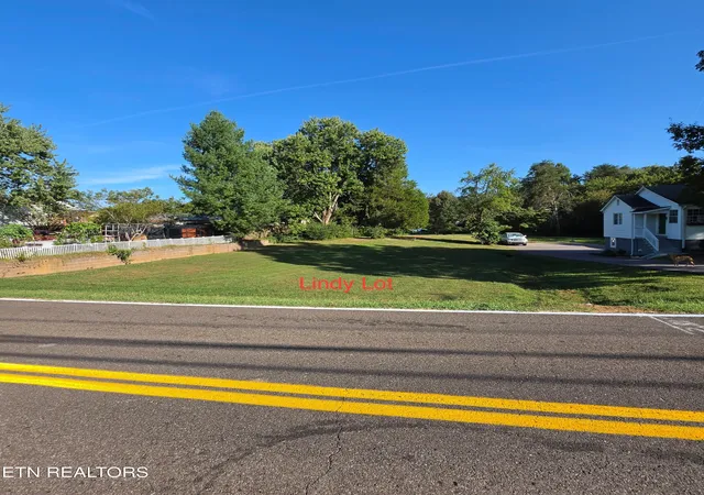 Photo 3 of Sale Pending at 0 Lindy & Williams Dr, Knoxville, TN 37920 | MLS# 1355249 | Listing updated on 2026-09-18