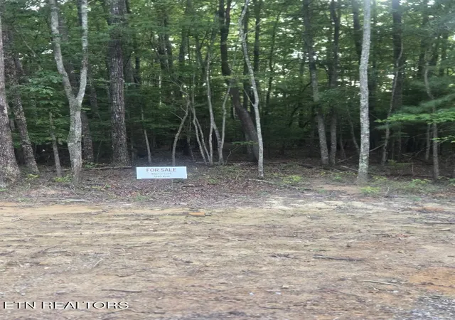 Photo 1 of Land for sale at Lot 5 Bk I Ravenwood Dr, Wartburg, TN 37887 | MLS# 1355056 | Listing updated on 2026-09-17