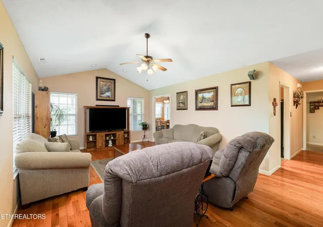 Photo 4 of Single family home for sale at 235 John Bouldin Dr, Maryville, TN 37801 | MLS# 1355123 | Listing updated on 2026-09-14
