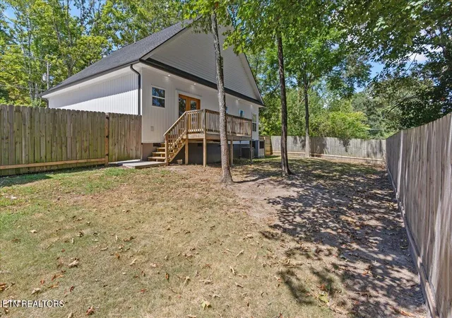 Photo 3 of Single family home for sale at 1503 Richardson St, Athens, TN 37303 | MLS# 1355097 | Listing updated on 2026-09-23