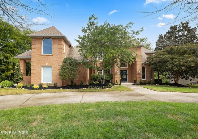 Photo 2 of Single family home for sale at 10409 E Port Dr, Knoxville, TN 37922 | MLS# 1356483 | Listing updated on 2026-10-05