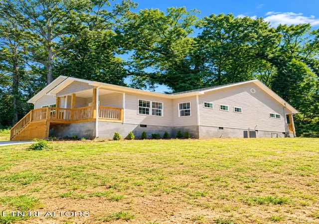 Photo 1 of Single family home for sale at 2710 Hillside Ave, Knoxville, TN 37914 | MLS# 1355106 | Listing updated on 2026-10-05