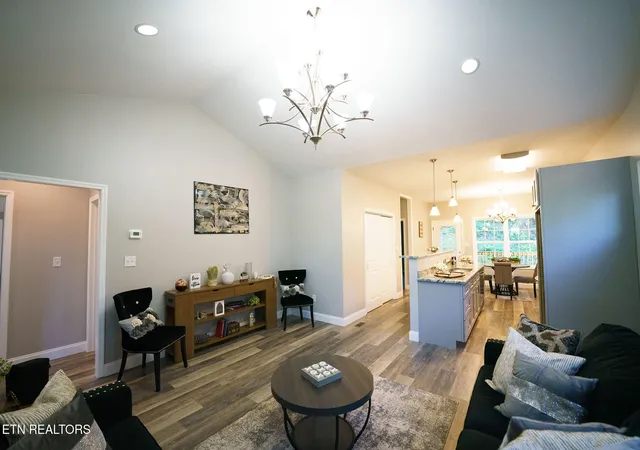 Photo 4 of Single family home for sale at 2710 Hillside Ave, Knoxville, TN 37914 | MLS# 1355106 | Listing updated on 2026-09-18