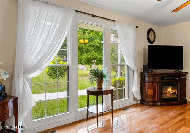 Photo 4 of Single family home for sale at 531 S Florence Ave, Jellico, TN 37762 | MLS# 1355318 | Listing updated on 2026-09-12