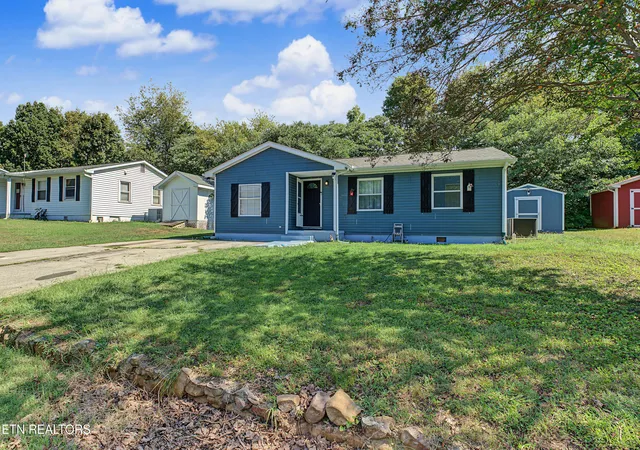 Photo 2 of Single family home for sale at 314 Leatherwood Dr, Maryville, TN 37803 | MLS# 1355327 | Listing updated on 2026-09-12