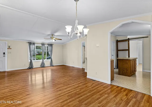 Photo 4 of Sale Pending at 1229 Mountain View Cir, Maryville, TN 37801 | MLS# 1355278 | Listing updated on 2026-09-16