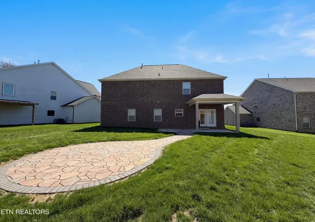 Photo 4 of Single family home for sale at 2714 Green Ash Ln, Knoxville, TN 37932 | MLS# 1355270 | Listing updated on 2026-09-27