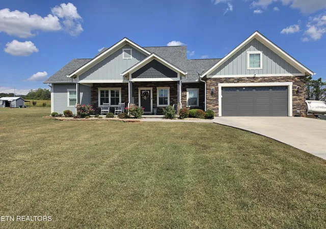 Photo 1 of Single family home for sale at 118 Stone Leigh Dr, New Market, TN 37820 | MLS# 1355301 | Listing updated on 2026-09-12