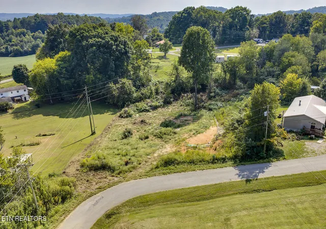 Photo 1 of Land for sale at 519 Sunflower Cir, Sweetwater, TN 37874 | MLS# 1355975 | Listing updated on 2026-09-25