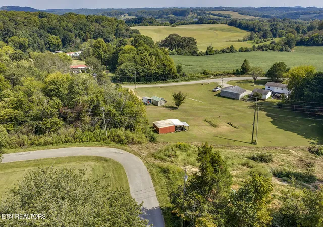 Photo 4 of Land for sale at 519 Sunflower Cir, Sweetwater, TN 37874 | MLS# 1355975 | Listing updated on 2026-09-25