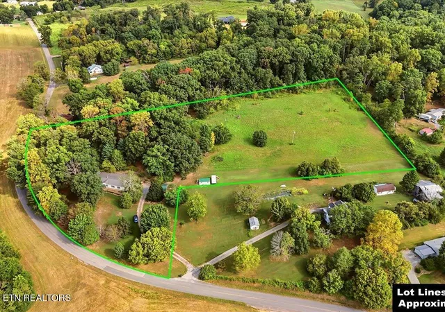 Photo 4 of Sale Pending at 1345 Warrensburg Rd, Whitesburg, TN 37891 | MLS# 1355160 | Listing updated on 2026-09-14