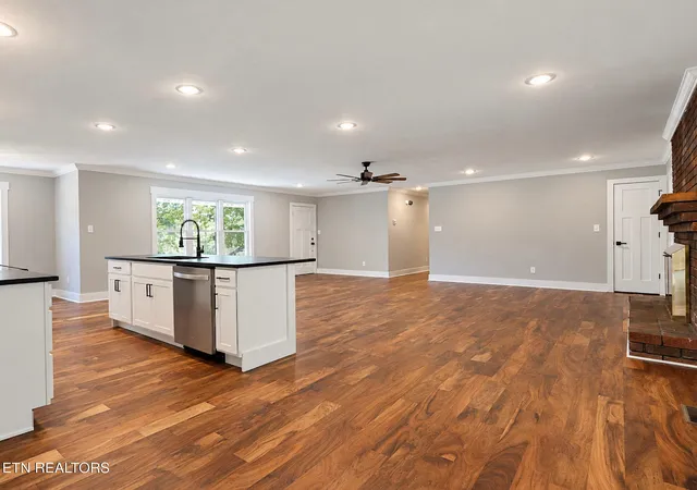Photo 3 of Sale Pending at 1504 17th Street, Cleveland, TN 37311 | MLS# 1355178 | Listing updated on 2026-09-24