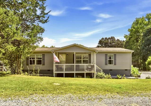 Photo 1 of Sale Pending at 3400 Williams Fry Rd, Lenoir City, TN 37771 | MLS# 1355360 | Listing updated on 2026-09-21