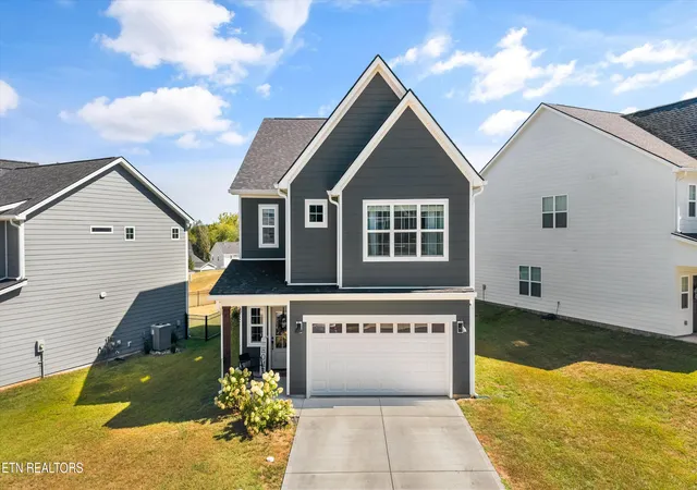 Photo 1 of Single family home for sale at 1645 Spring Berry Ln, Knoxville, TN 37924 | MLS# 1355485 | Listing updated on 2026-10-05