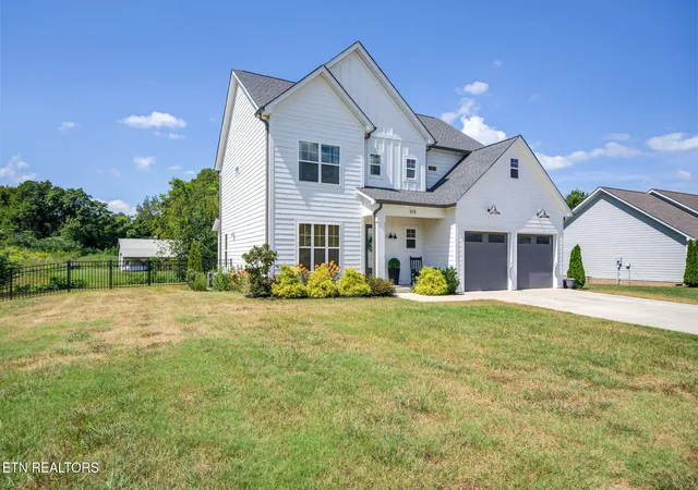 Photo 2 of Single family home for sale at 515 Bishop Ln, Cookeville, TN 38506 | MLS# 1355200 | Listing updated on 2026-09-11