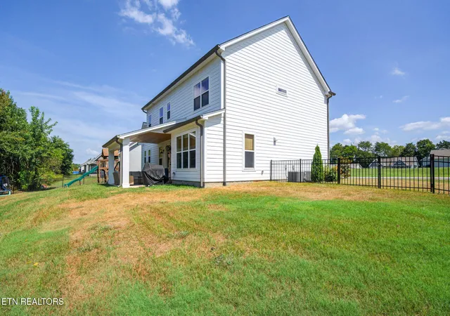 Photo 4 of Sale Pending at 515 Bishop Ln, Cookeville, TN 38506 | MLS# 1355200 | Listing updated on 2026-10-13