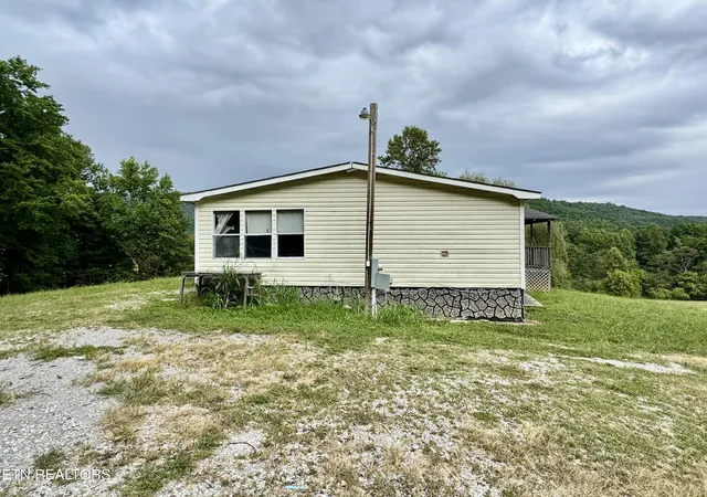 Photo 3 of Single family home for sale at 265 Sandy Gap Rd, Pioneer, TN 37847 | MLS# 1355198 | Listing updated on 2026-09-11