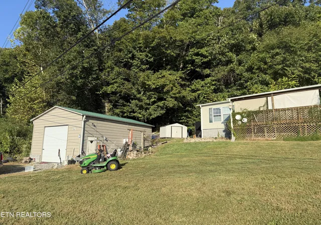Photo 2 of Single family home for sale at 175 Tillery Rd, Powell, TN 37849 | MLS# 1355545 | Listing updated on 2026-09-15