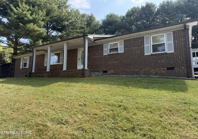 Photo 1 of Single family home for sale at 157 Neely Dr, Tazewell, TN 37879 | MLS# 1355211 | Listing updated on 2026-09-12