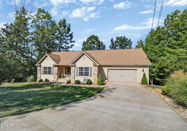 Photo 1 of Sale Pending at 16 Needham Ter, Crossville, TN 38558 | MLS# 1355356 | Listing updated on 2026-09-17