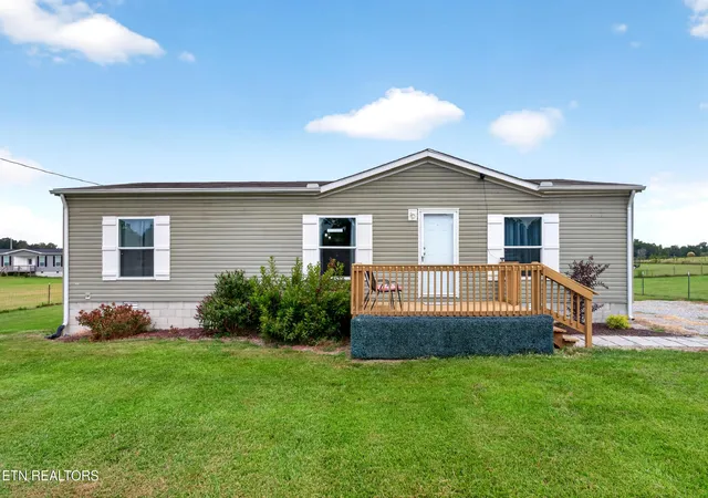 Photo 3 of Single family home for sale at 2641 Wildcat Rd, Sparta, TN 38583 | MLS# 1355303 | Listing updated on 2026-09-12
