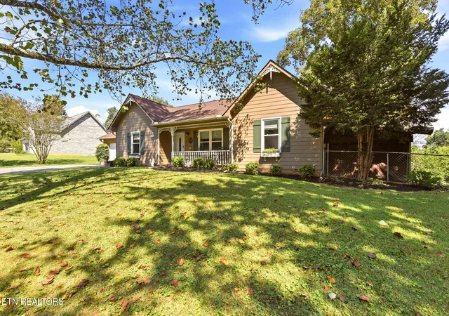 Photo 2 of Sale Pending at 1616 Hidden Hills Dr, Clinton, TN 37716 | MLS# 1355312 | Listing updated on 2026-09-23