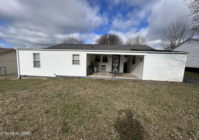 Photo 3 of Single family home for sale at 1510 Tyler Cir, Morristown, TN 37814 | MLS# 1355369 | Listing updated on 2026-09-13