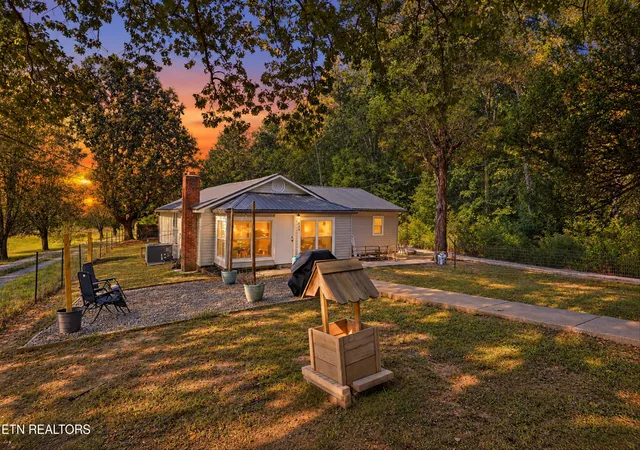 Photo 3 of Single family home for sale at 634 Johnson Rd, Oliver Springs, TN 37840 | MLS# 1356404 | Listing updated on 2026-09-22